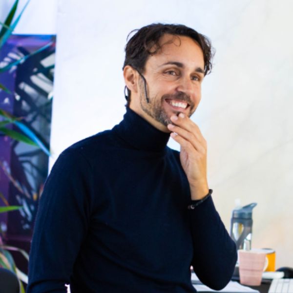 Contratar Anxo Pérez