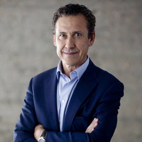 Contratar Jorge Valdano