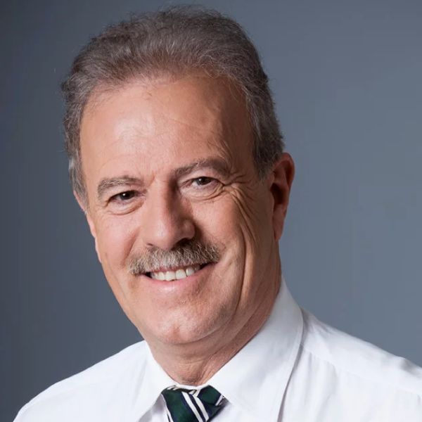 Contratar Manuel Campo Vidal