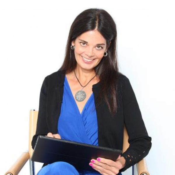 Contratar Silvia Leal