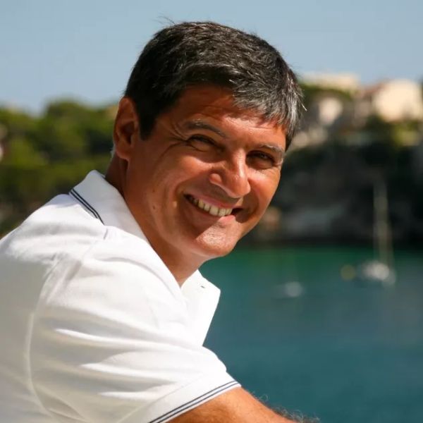 Contratar Toni Nadal