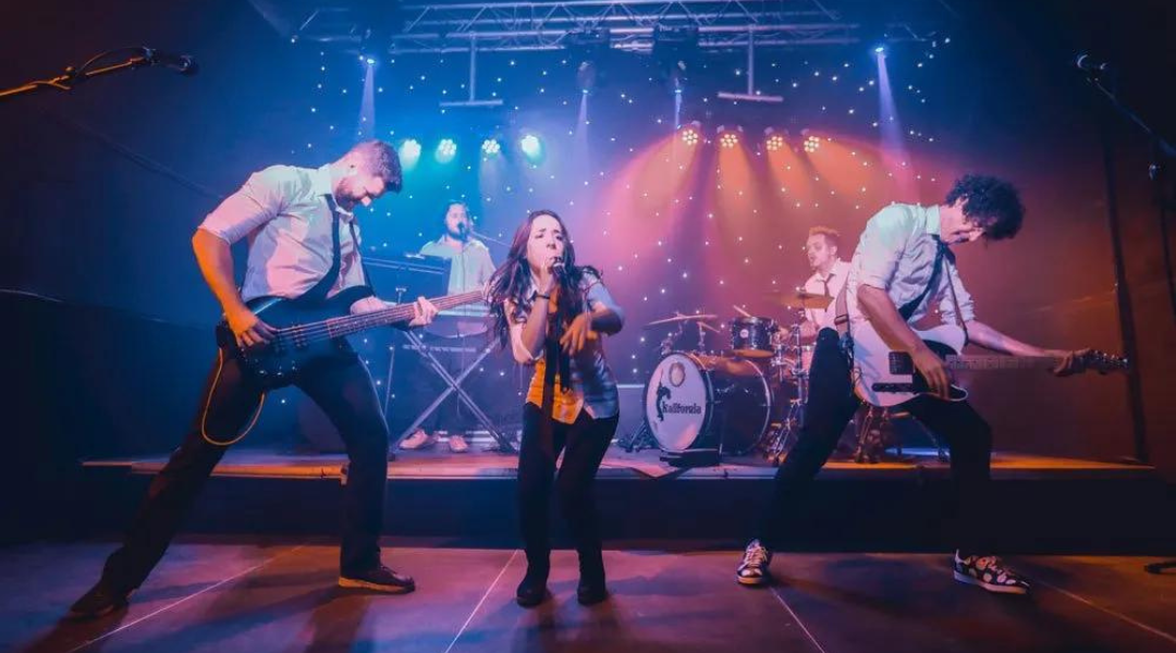 Contratar Kalifornia Orquesta