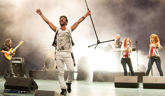 contratar tributo queen