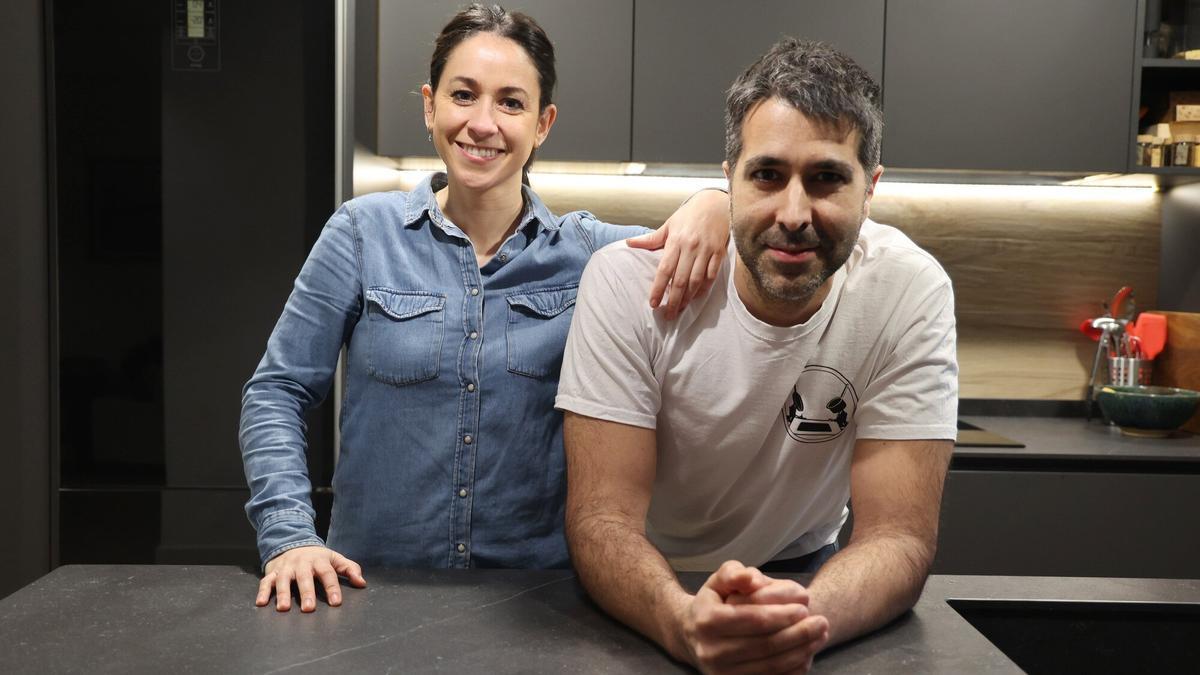 Contratar Sartén y cazo | Bea y Javi
