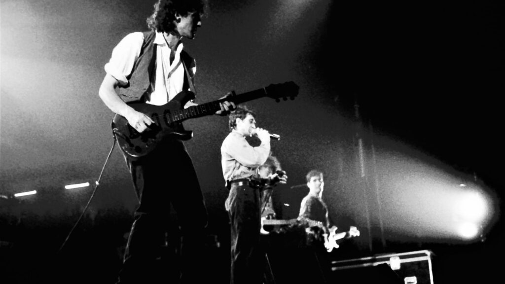 Contratar Tributo a El Último de la Fila