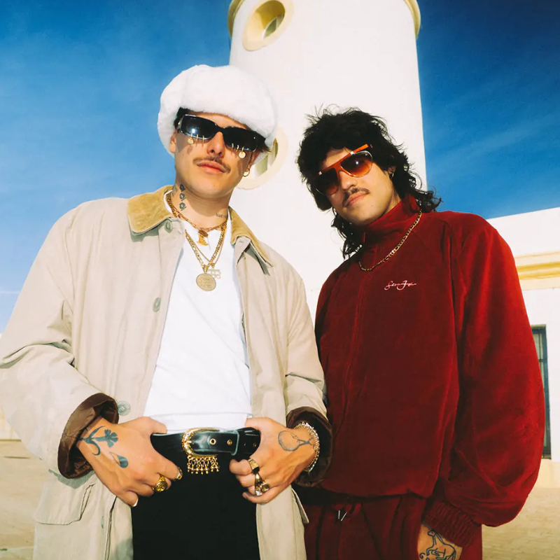 Contratar La Plazuela