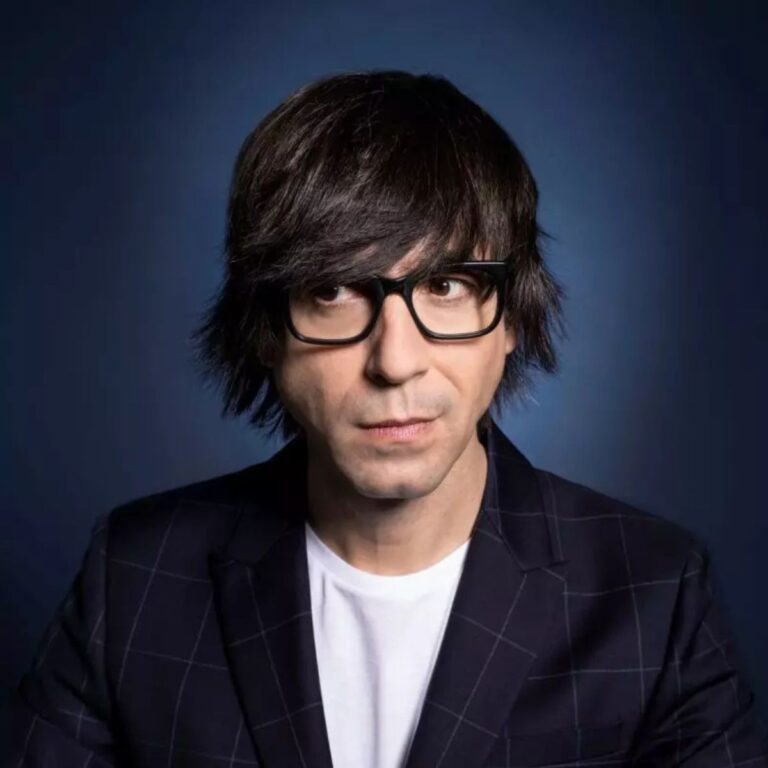 Los 5 mejores humoristas españoles de la historia: maestros del humor ...