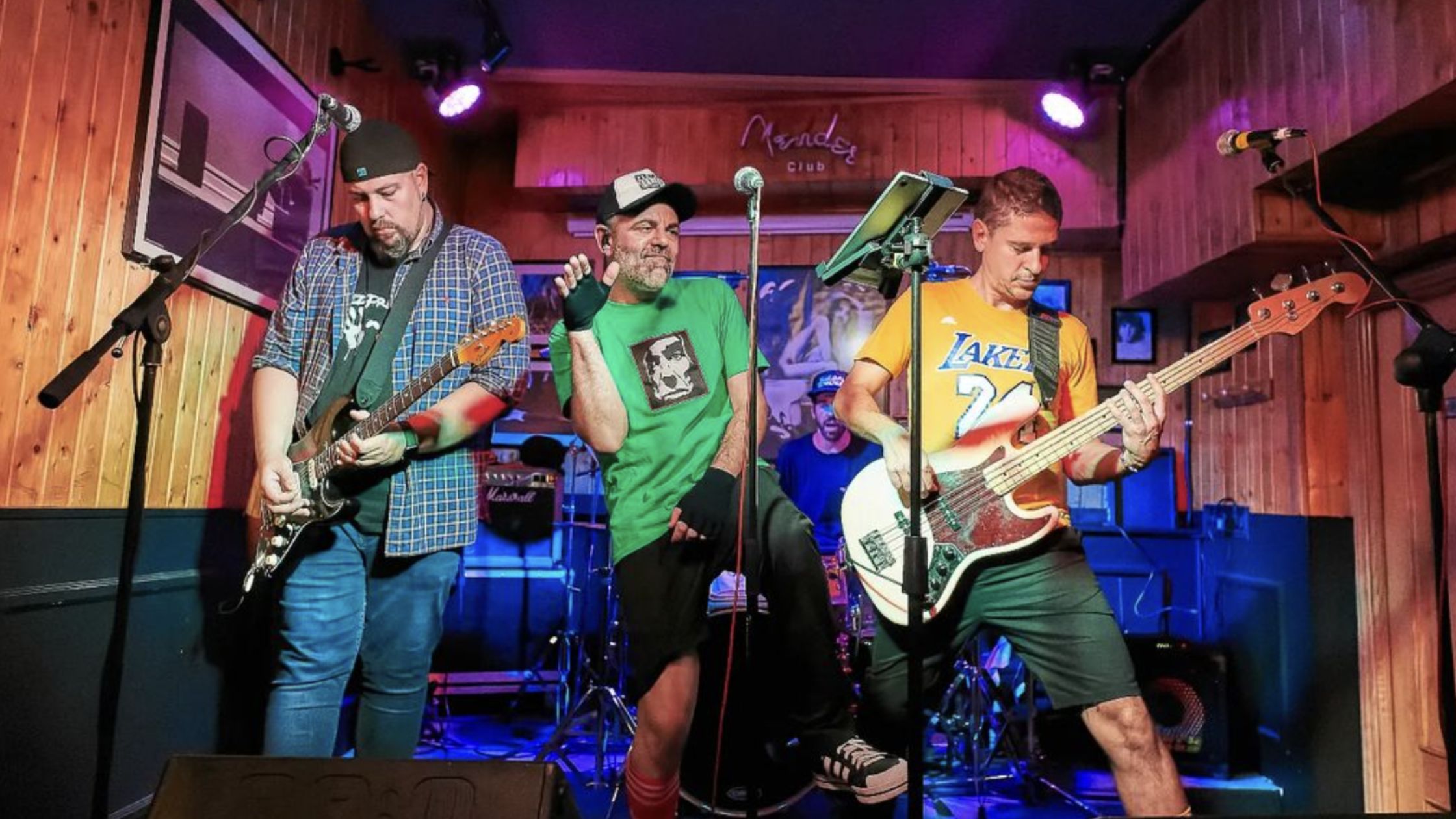 Tributo a Red Hot Chili Peppers de Red hot chili tribu